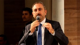 Adalet Bakanı Abdulhamit Gül’den bin 200 hakim ve savcı alımı için yapılacak sınava ilişkin açıklama