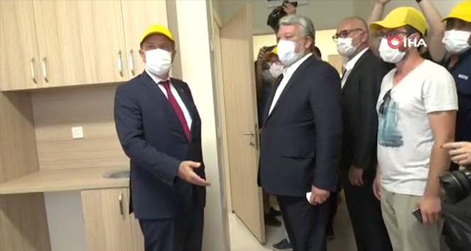 KKTC Başbakanı Tatar, Türkiye tarafından yaptırılan pandemi hastanesini ziyaret etti