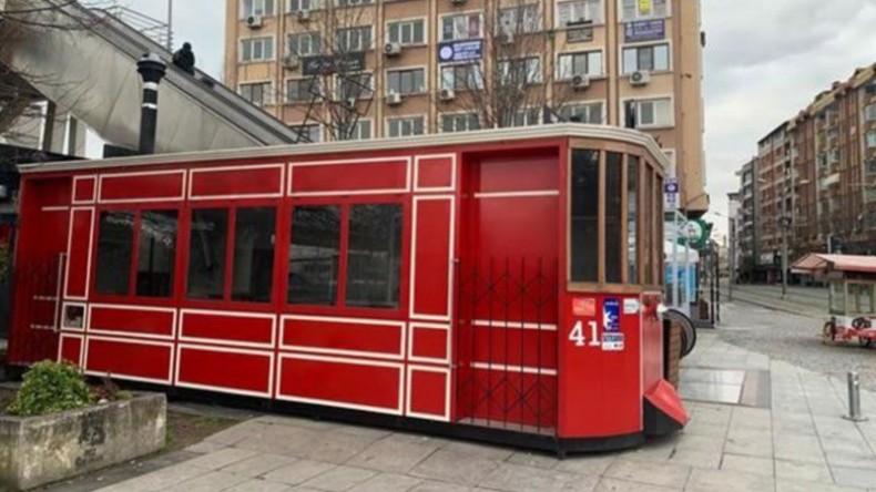 SES VER Tahir Reis: İnsanlar tramvaya binemiyor