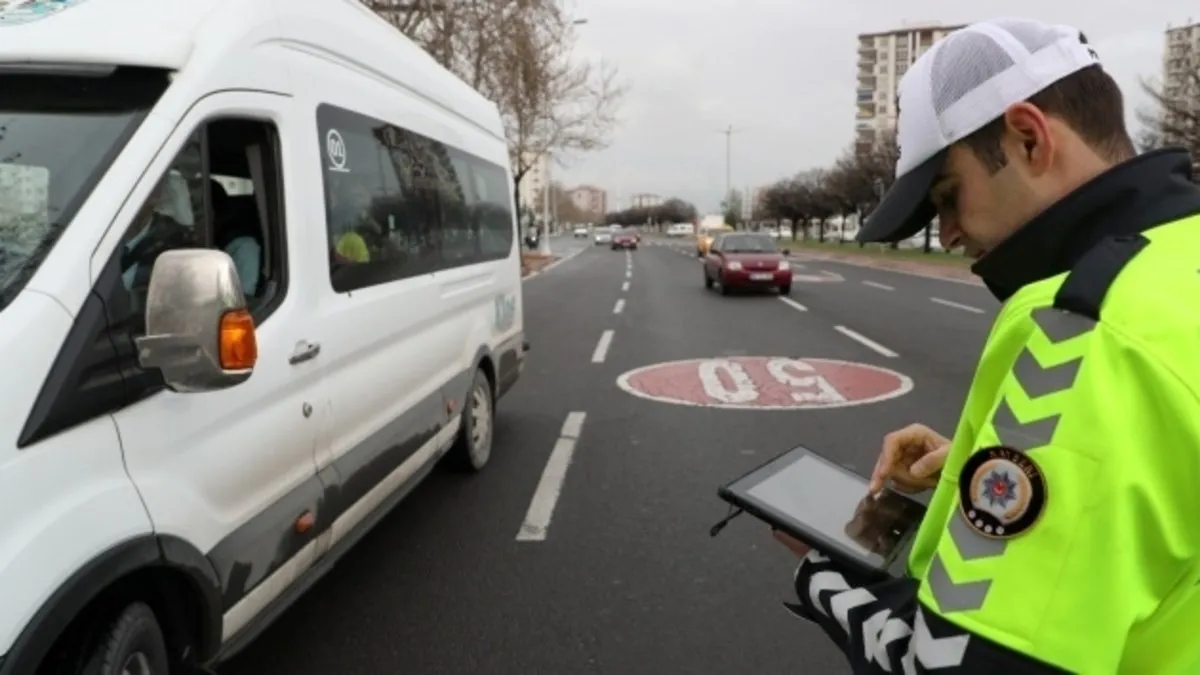 Kocaeli'de trafik denetimlerinde 10 bin 246 araca işlem yapıldı